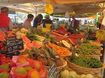 Chez Mamie T2 à Maison Chaleureuse Et Ensoleillée Sanary-sur-Mer