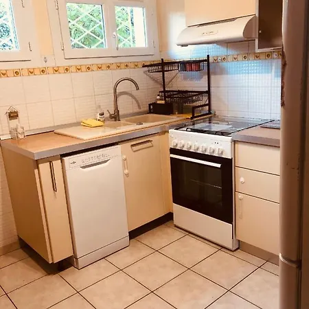 Chez Mamie T2 à Maison Chaleureuse Et Ensoleillée