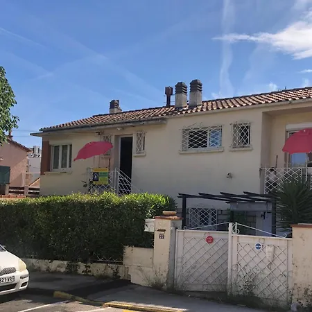 Jardin Sanary: Centre-ville Avec Exposition Est-sud-ouest *